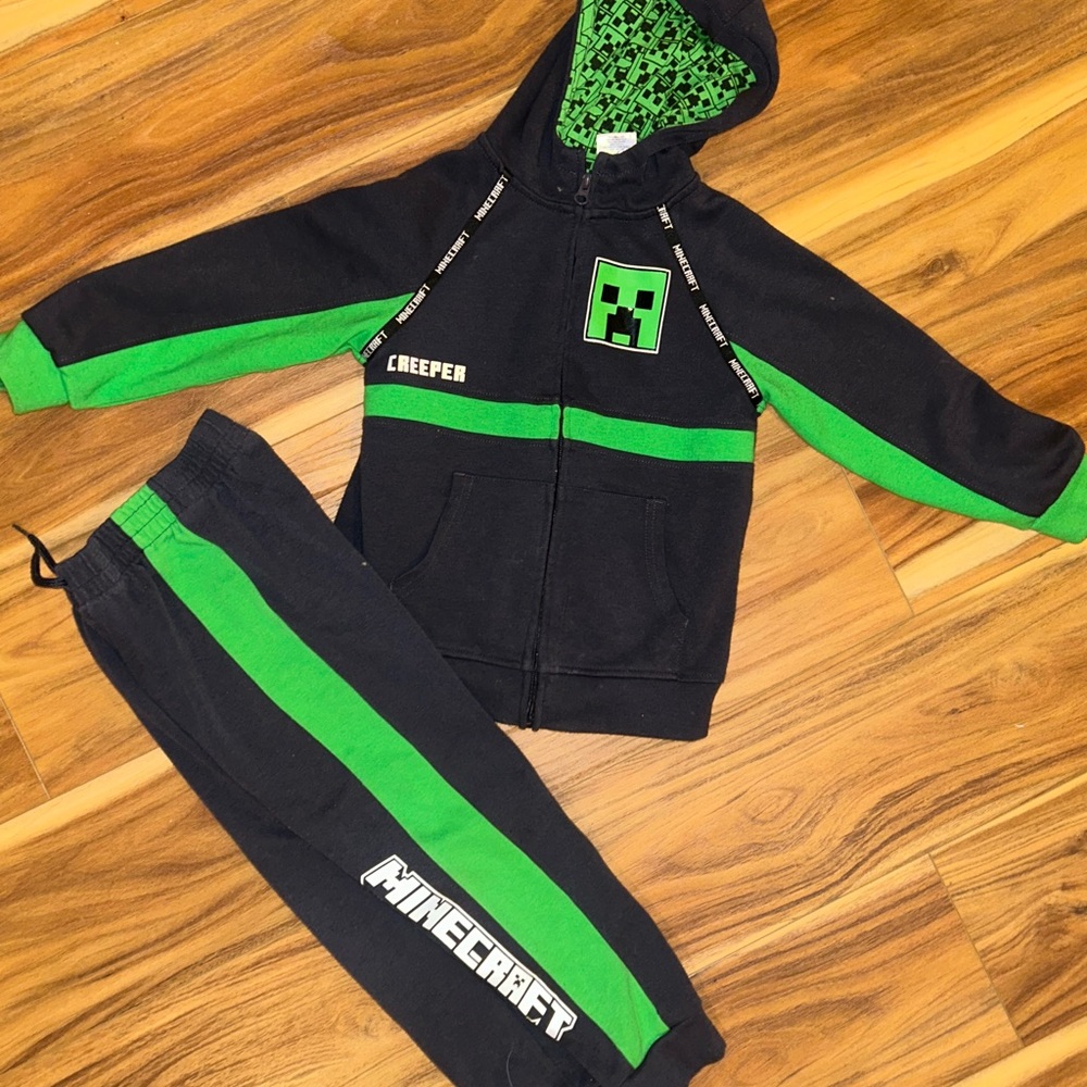 Minecraft Creeper Hoodie and Pants Set kids 5/6 trending set boy or girl set
